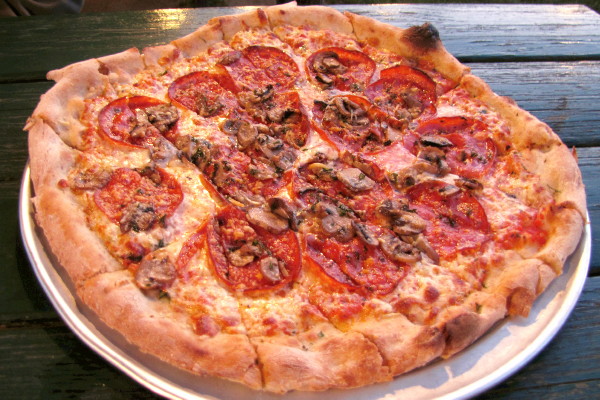 photo of pepperoni mushroom pizza from American Flatbread, Waitsfield, VT