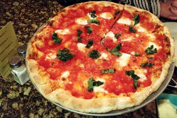 photo of margherita pizza from Arcenia's Cucina Rustica, Woburn, MA