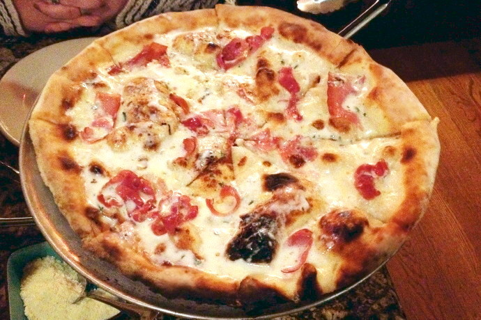 photo of white pizza from Arcenia's Cucina Rustica, Woburn, MA