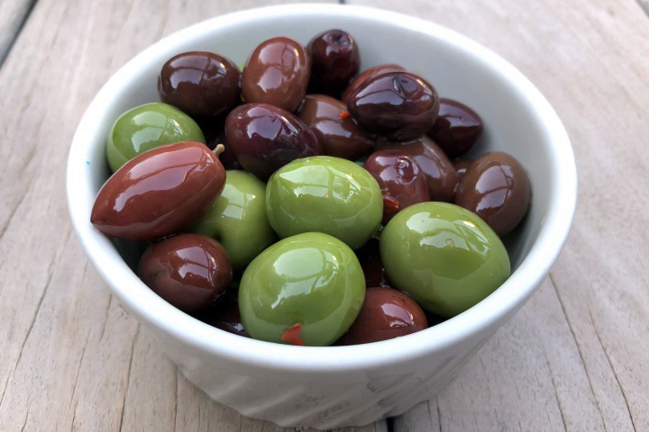 photo of marinated olives from Atwood's Tavern, Cambridge, MA