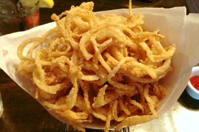 photo of onion strings from the Fat Cat, Quincy, MA