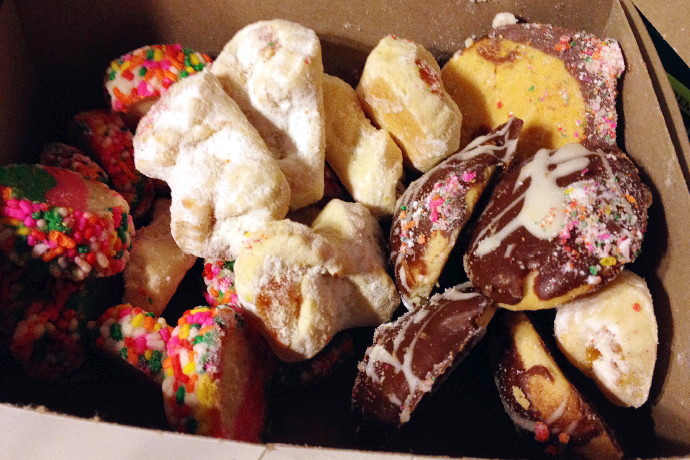 photo of Italian cookies from Luberto's, Revere, MA