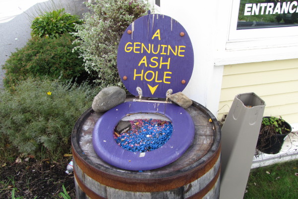 photo of a second cigarette receptacle at Moat Mountain Smokehouse and Brewing Company, North Conway, NH