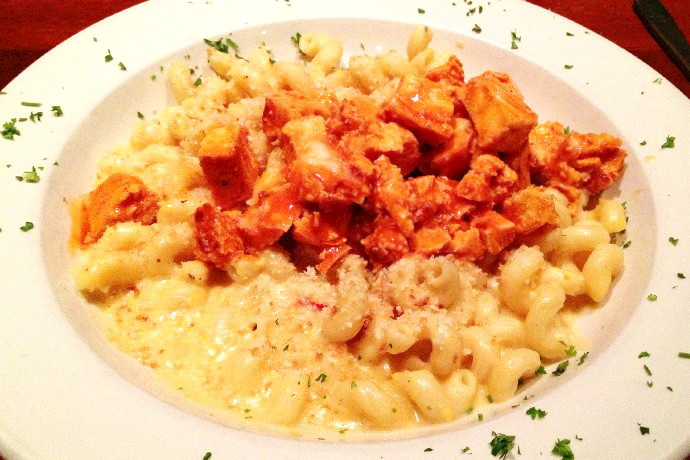 photo of macaroni and cheese with Buffalo chicken from O'Hara's, Newton Highlands, MA