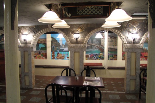 photo of Pizza in Piazza, Winchester, MA