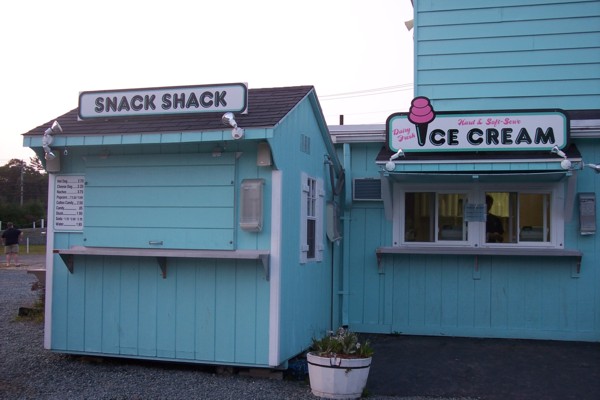 photo of Snack Bar (Mendon Drive-In), Mendon, MA