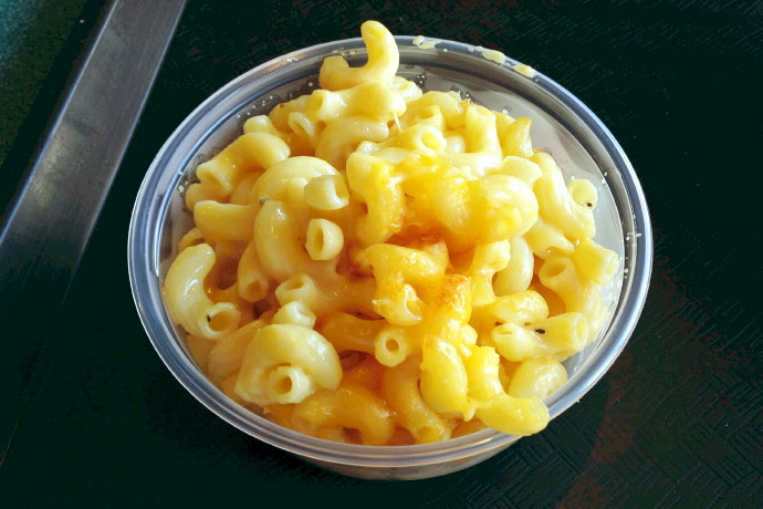 photo of macaroni and cheese from Tennessee's, Braintree, MA