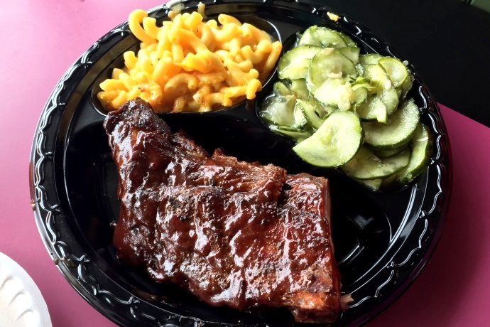 photo of baby back ribs from Tennessee's, Braintree, MA