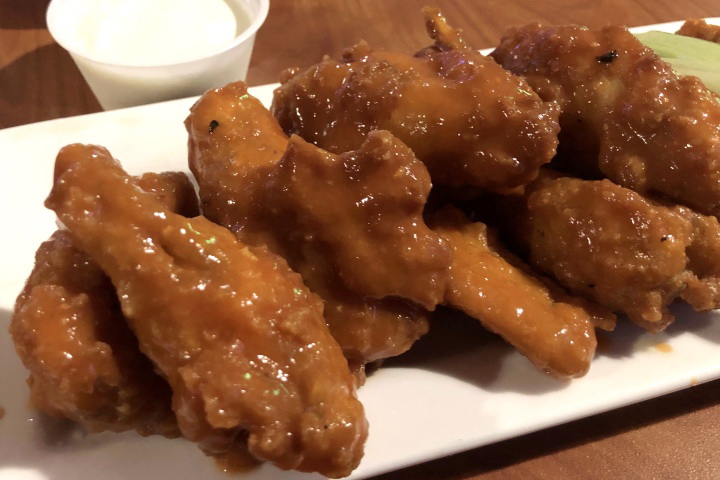 photo of chicken wings from Warren's Place, Weymouth, MA