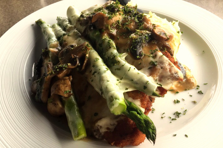 photo of Chicken Amanda from Winthrop Arms, Winthrop, MA